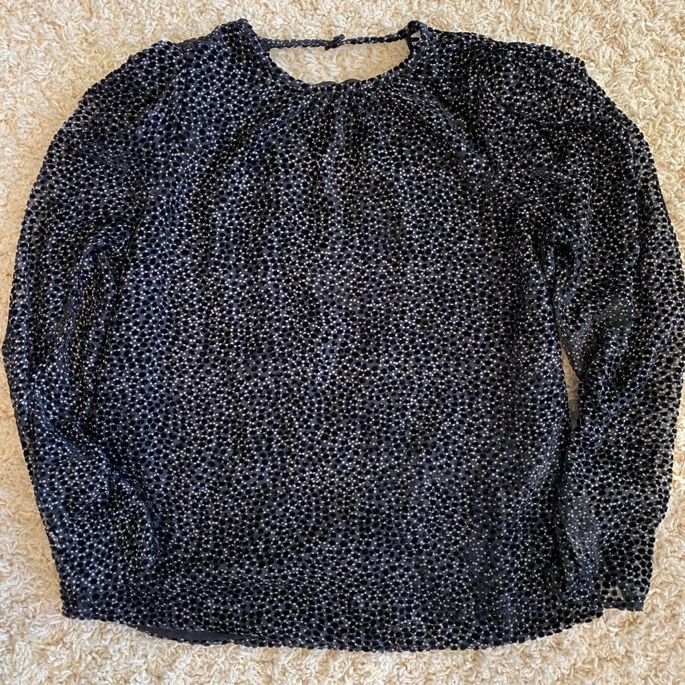 Express blouse never worn !!